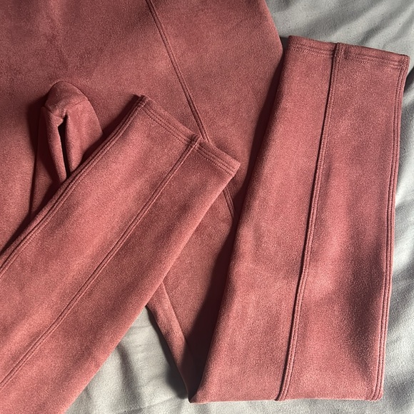 NEW Spanx Faux Suede Leggings - Picture 4 of 10